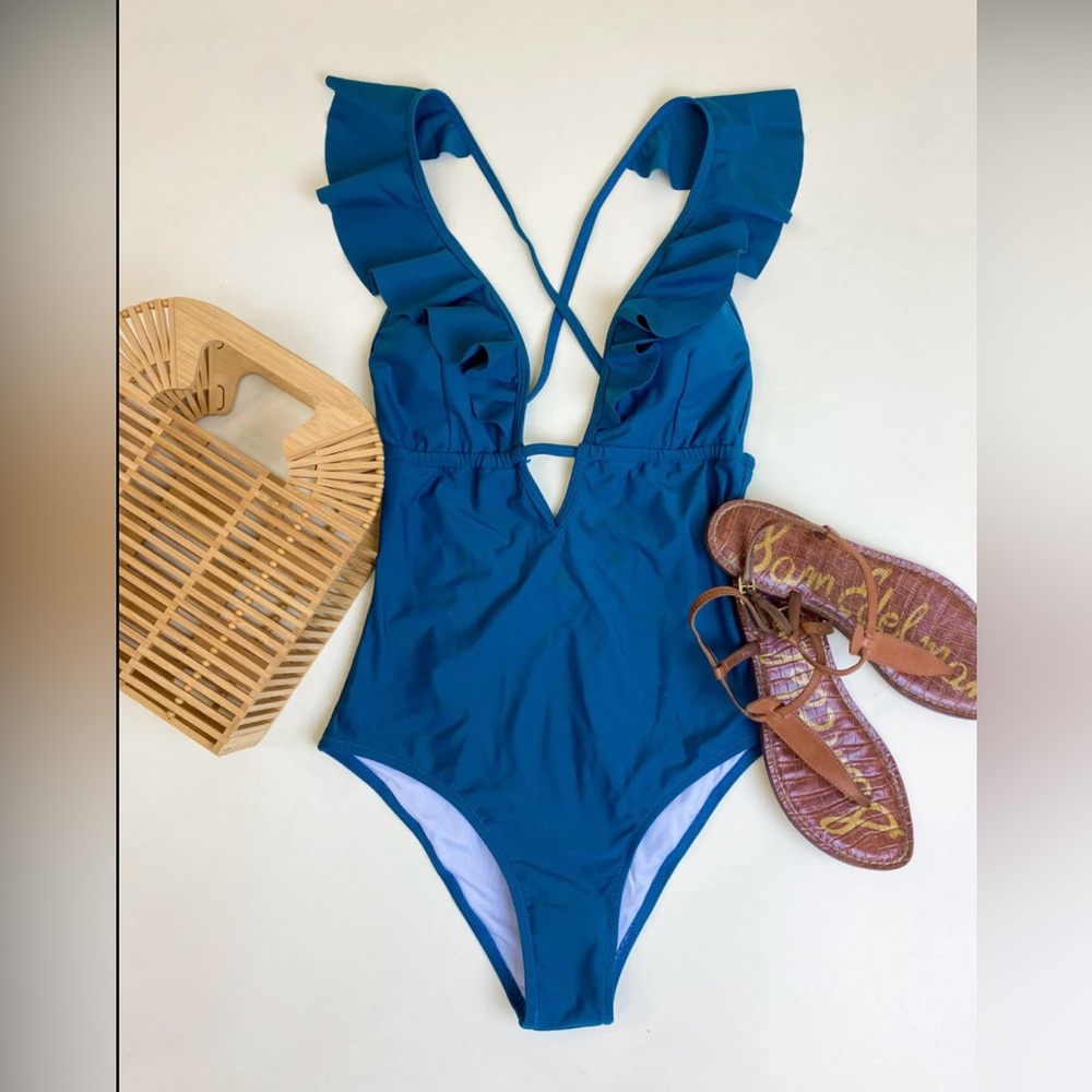 Cupshe Blue Ruffled One-Piece Swimsuit